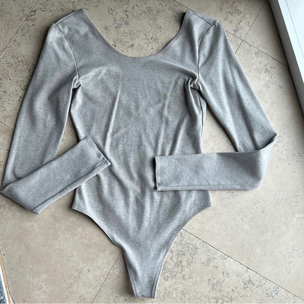 Wilfred top